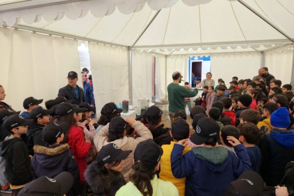 1903abd1-7f44-4de9-a73d-44fbd5e7537b