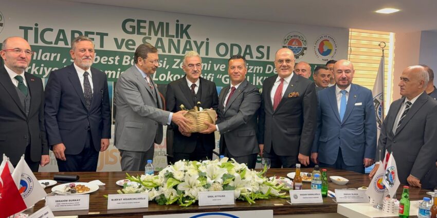 Bursa Valimiz Erol Ayyıldız ve TOBB Başkanımız M.Rifat Hisarcıklıoğlu Odamızı Ziyaret Etti